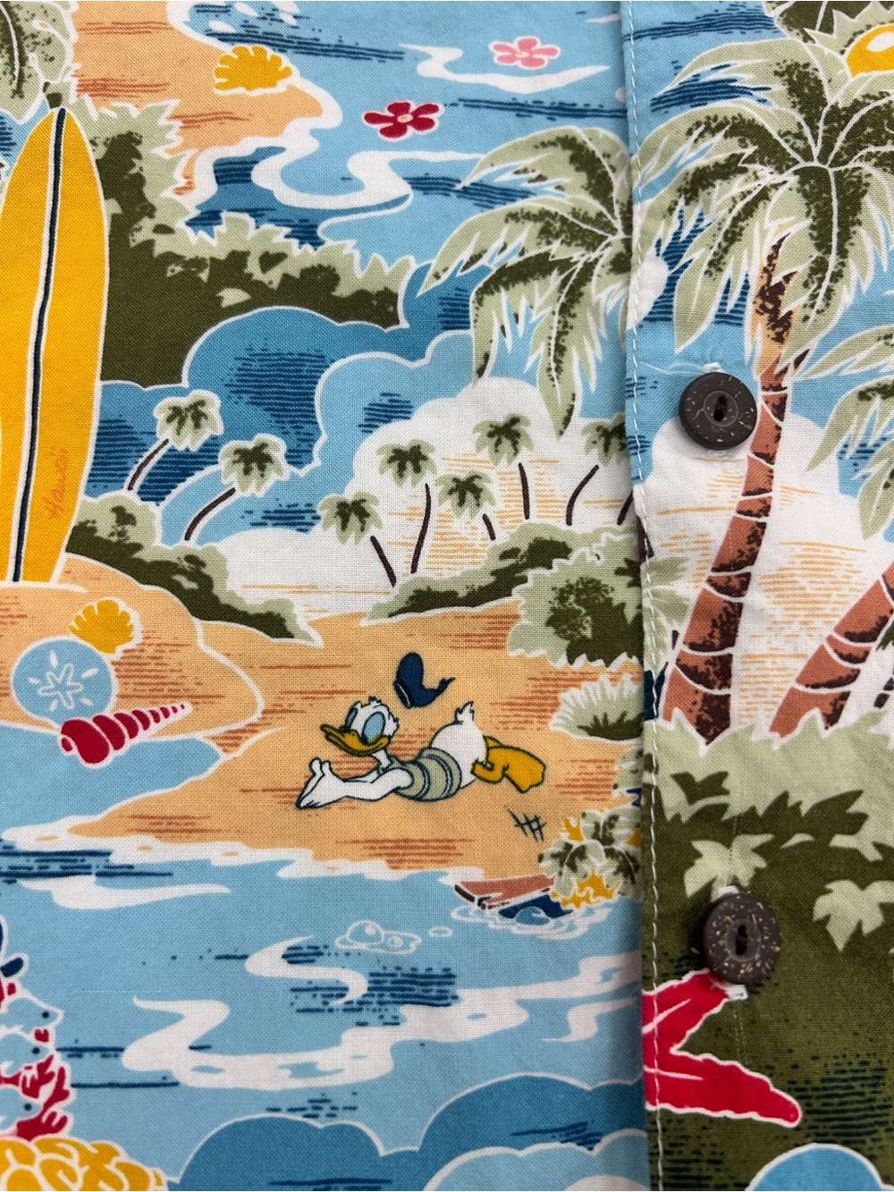 Men’s Disney Store Hawaiian character shirt button down size medium multicolor - Picture 6 of 11